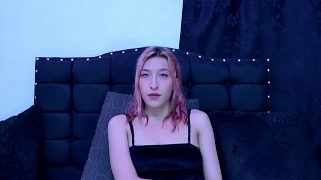 Snapshot of FULL_TENTATION_ chatting on 02.18.25 FULL TENTATION  online show from 02.18.25