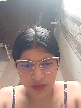 naughty-girl01 online show from 01.28.25