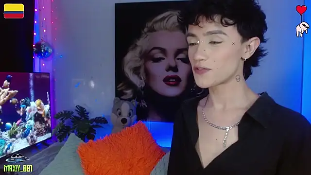 Snapshot of maxiy_001 chatting on 07.19.26 maxiy 001 online show from 07.19.26