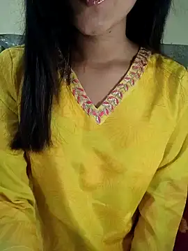 Snapshot of Meenakshi_ chatting on 12.14.24 Meenakshi online show from 12.14.24