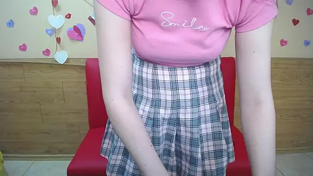 Snapshot of BeatriceFly chatting on 03.01.25 BeatriceFly online show from 03.01.25