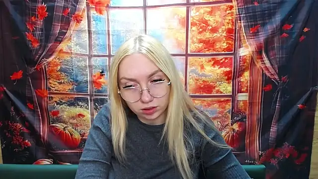 BeatriceFly online show from 11.11.25