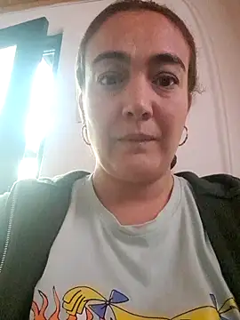 skayhot  online show from 02.20.26