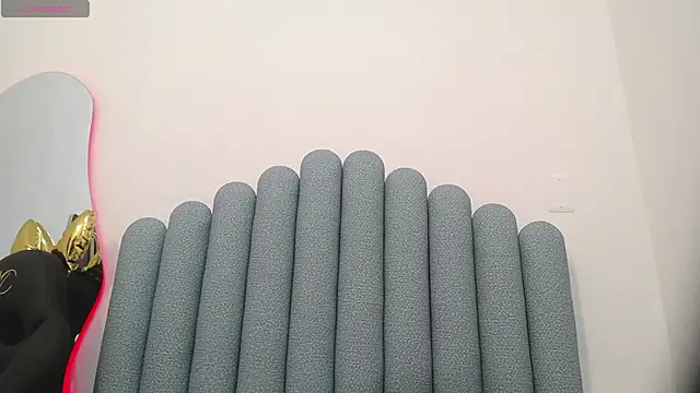 iniyalaboni online show from 02.19.25