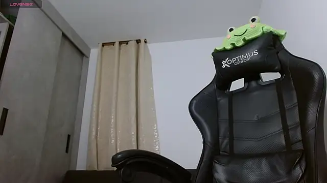 miss valery2 online show from 04.17.26