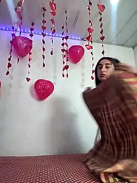 Snapshot of valeriikiss chatting on 02.17.25 valeriikiss online show from 02.17.25