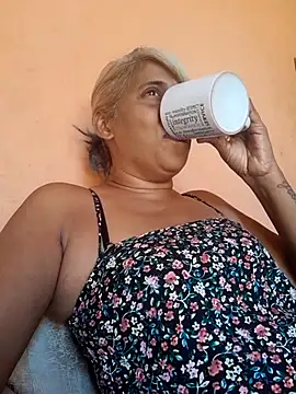 Snapshot of Goodgirlsue_77 chatting on 03.19.26 Goodgirlsue 77 online show from 03.19.26