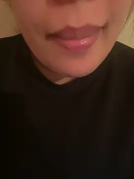 Snapshot of Samarr_9and chatting on 12.27.24 Samarr 9and online show from 12.27.24