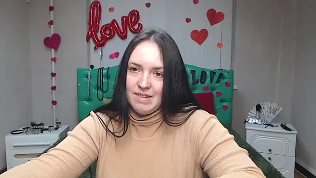 IsabelBlackberry online show from 02.23.25