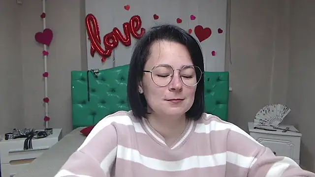 MarieSho online show from 04.29.26
