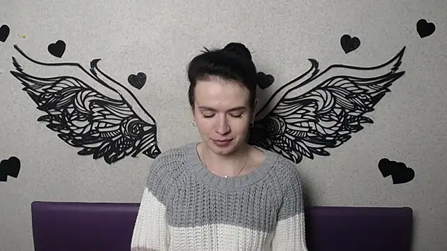 JasmineKouch online show from 11.20.25