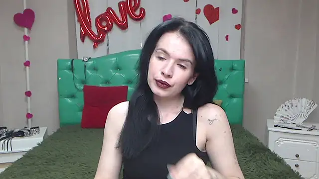 JasmineKouch online show from 05.06.26