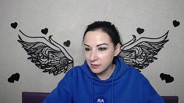 Snapshot of ElizabethSho chatting on 02.07.26 ElizabethSho online show from 02.07.26