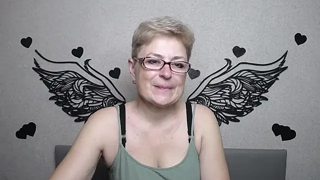 EmiliaGree online show from 07.26.26