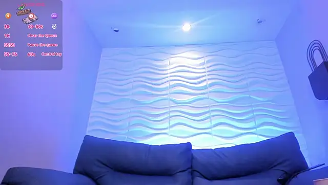 Snapshot of celestelewis chatting on 02.09.25 celestelewis online show from 02.09.25