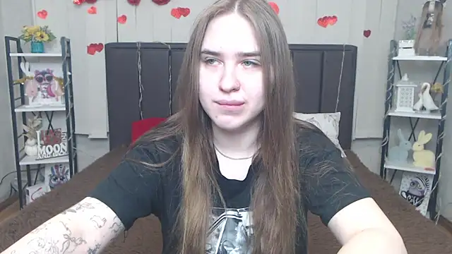 LauraHlot online show from 05.14.26
