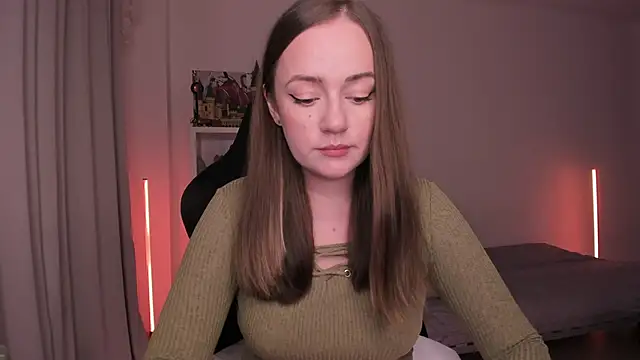 Snapshot of WalkingGirl chatting on 02.01.25 WalkingGirl online show from 02.01.25