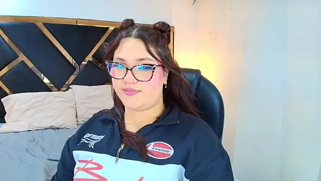 Camiila Osorio online show from 05.08.26