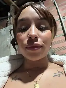 MarieLeon online show from 03.18.25