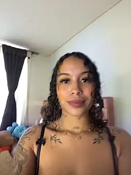 MarieLeon online show from 05.24.26