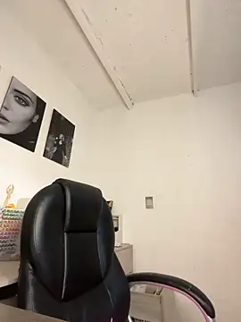 JESSI NAOMI online show from 03.27.26