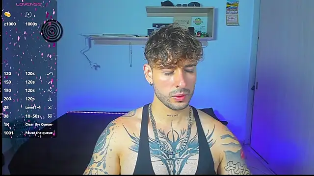 Snapshot of Ares_blue chatting on 05.21.26 Ares blue online show from 05.21.26