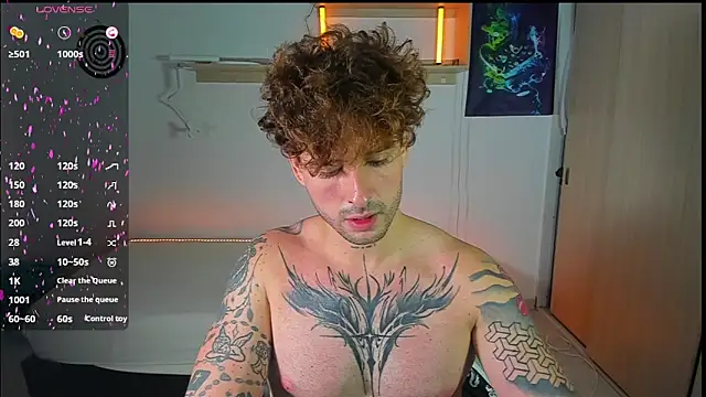 Snapshot of Ares_blue chatting on 06.26.26 Ares blue online show from 06.26.26