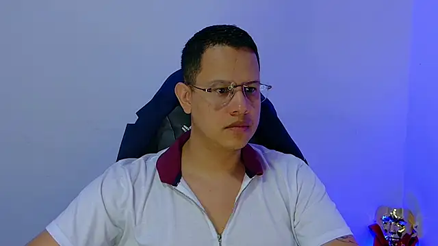Snapshot of LiamVidal chatting on 04.13.26 LiamVidal online show from 04.13.26