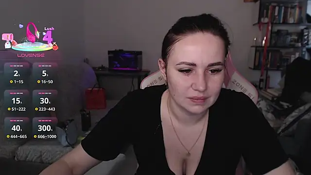 Snapshot of SexyWitch_666 chatting on 07.30.26 SexyWitch 666 online show from 07.30.26