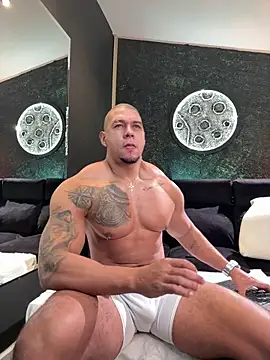 MassimoWalton2 online show from 09.28.25