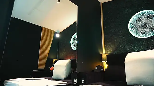 MassimoWalton2 online show from 11.24.25