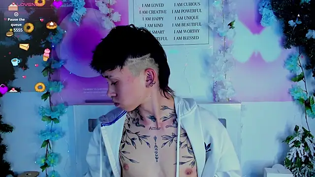 juniior 2311  online show from 01.29.25