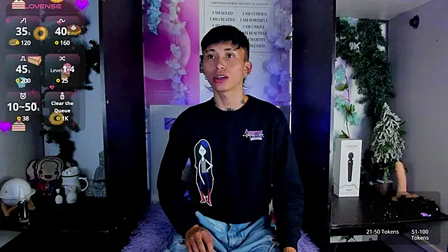 juniior 2311  online show from 02.06.25