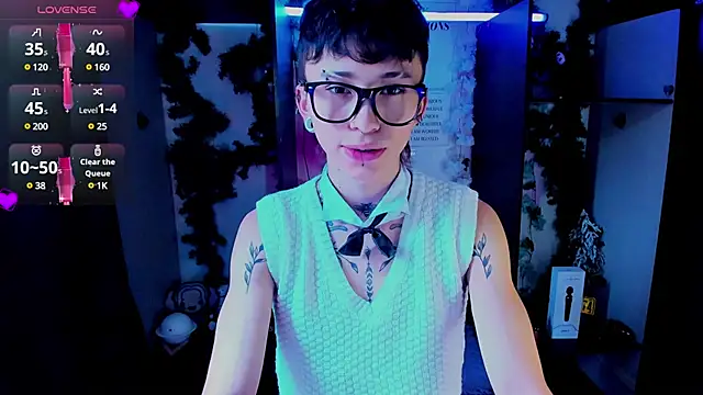 juniior 2311  online show from 02.19.25