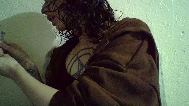 CELEna098rs707 online show from 04.16.26