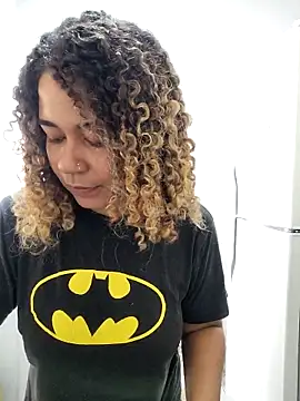 VitoriaFernandes online show from 02.16.26