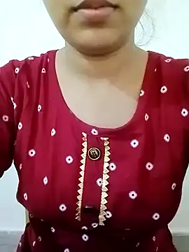 Arohi is Live online show from 01.25.25