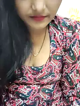 Snapshot of CUTYHINA_001 chatting on 12.20.24 CUTYHINA 001 online show from 12.20.24