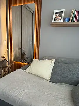 FridaKlein online show from 02.11.26