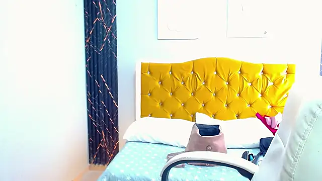  curvy latina online show from 02.02.26