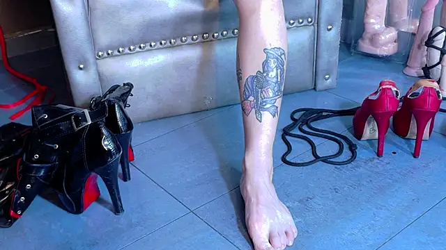 LusstCruella online show from 11.05.25