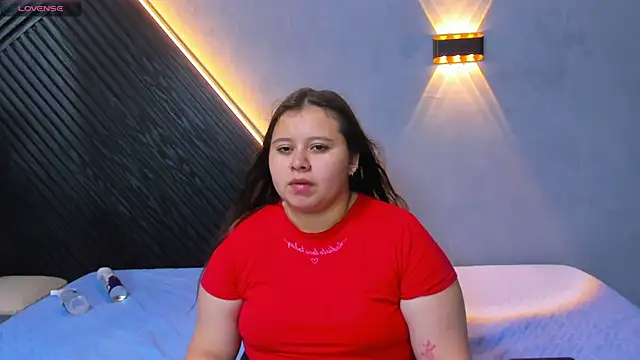 Laia and Aloby online show from 06.06.26