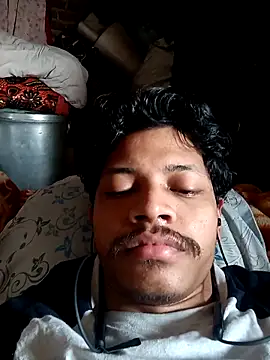 Snapshot of Dreamdaze2025 chatting on 03.13.26 Dreamdaze2025 online show from 03.13.26