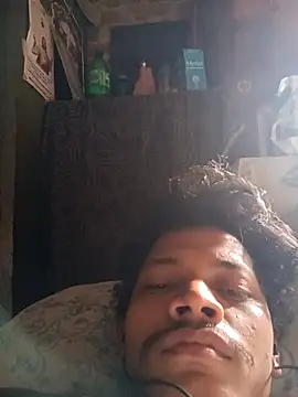 Snapshot of Dreamdaze2025 chatting on 03.26.26 Dreamdaze2025 online show from 03.26.26