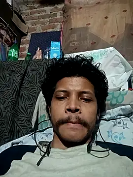 Snapshot of Dreamdaze2025 chatting on 03.31.26 Dreamdaze2025 online show from 03.31.26