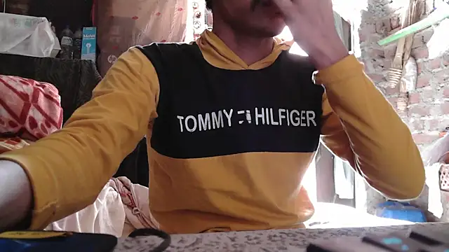 Snapshot of Dreamdaze2025 chatting on 04.08.26 Dreamdaze2025 online show from 04.08.26