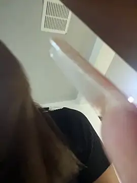 Nikol Rang   online show from 03.21.25