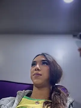 Nikol Rang   online show from 10.09.25