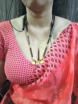 Snapshot of bhuvana555 chatting on 06.24.26 bhuvana555 online show from 06.24.26