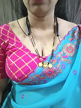 Snapshot of bhuvana555 chatting on 07.02.26 bhuvana555 online show from 07.02.26